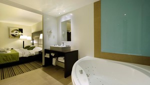 Business Suite Superior